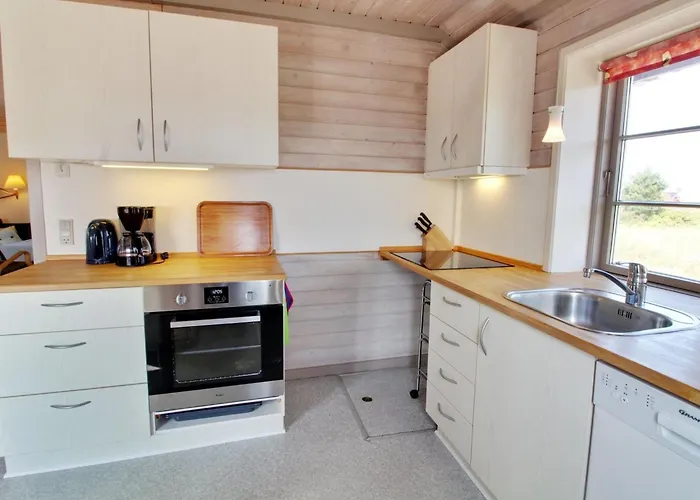 Holiday home Gertraud - 500m From The Sea By Interhome *